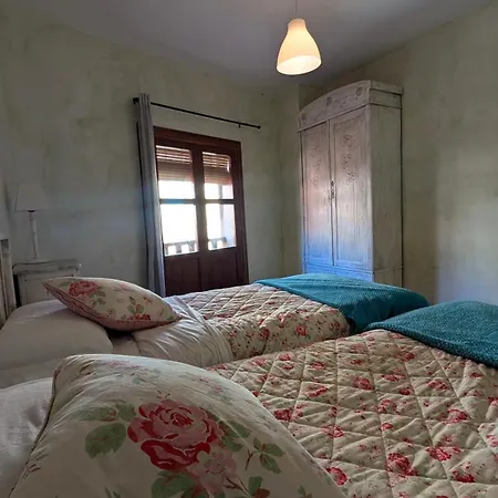 Casa rural Casaplana, Hasta 23pax, Con Piscina, Zona Prepirineo Aragones *