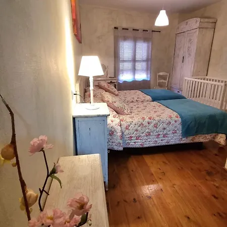Casaplana, Hasta 23pax, Con Piscina, Zona Prepirineo Aragones Casa rural Calasanz