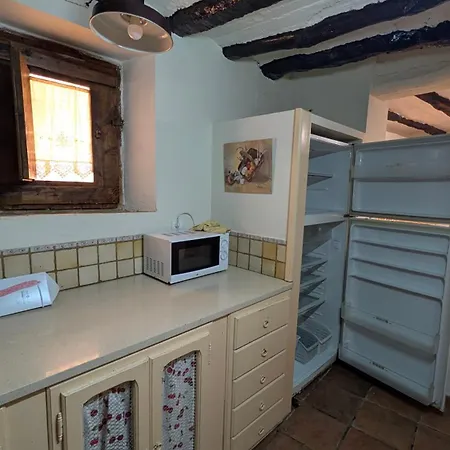Casaplana, Grupos Grandes, 1500m2 De Casa, Piscina Privada Y Patio, Barbacoa, Zona Prepirineo Landhuis Calasanz